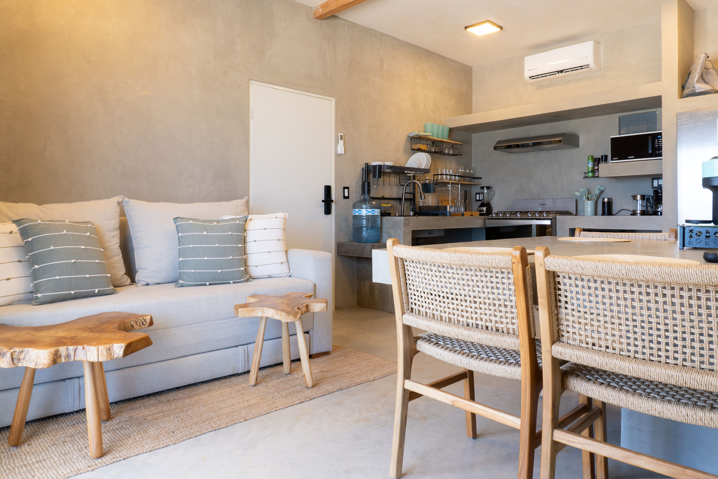 Recámara Beach Front Condo
