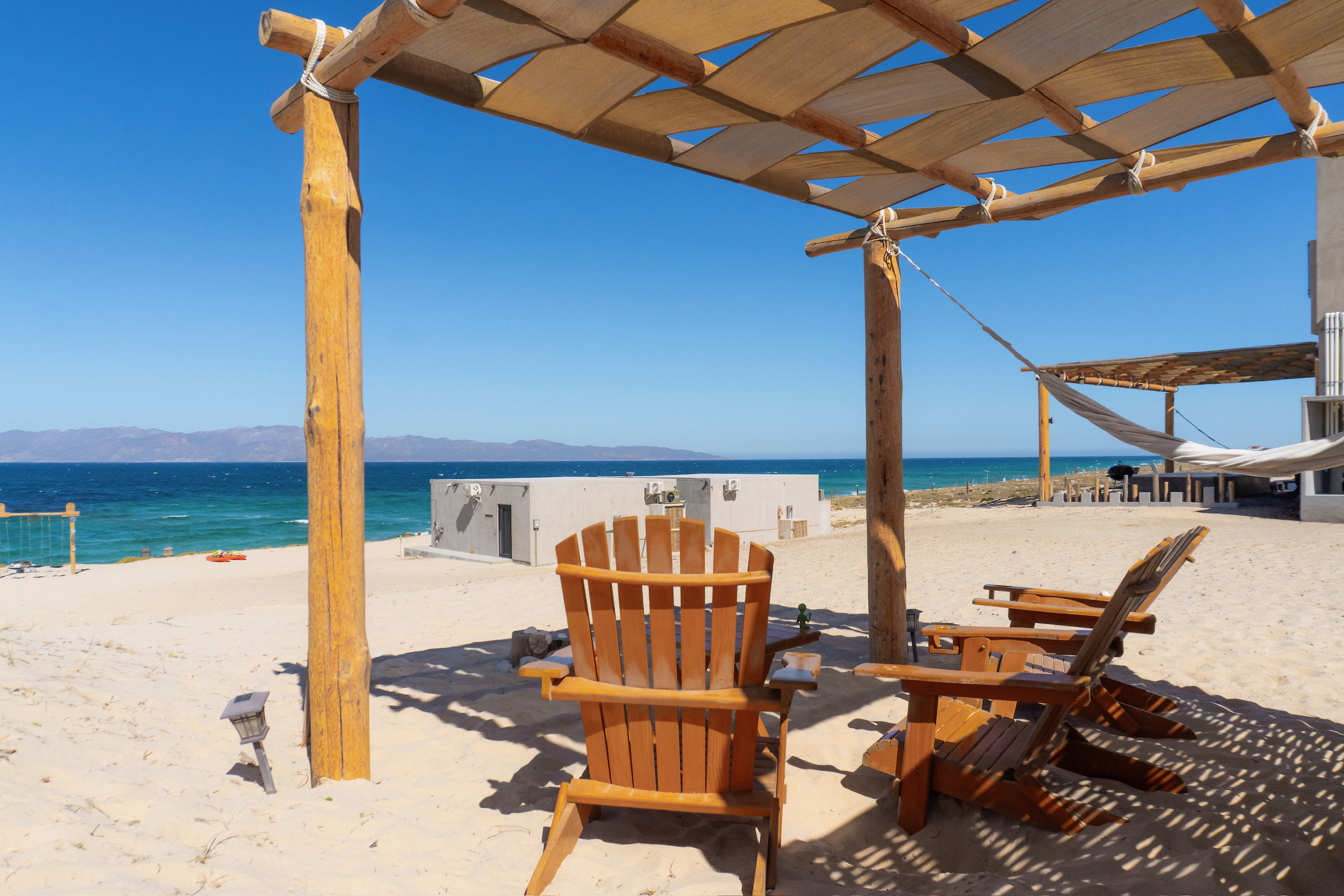 Playa abierta frente a Salty Stars