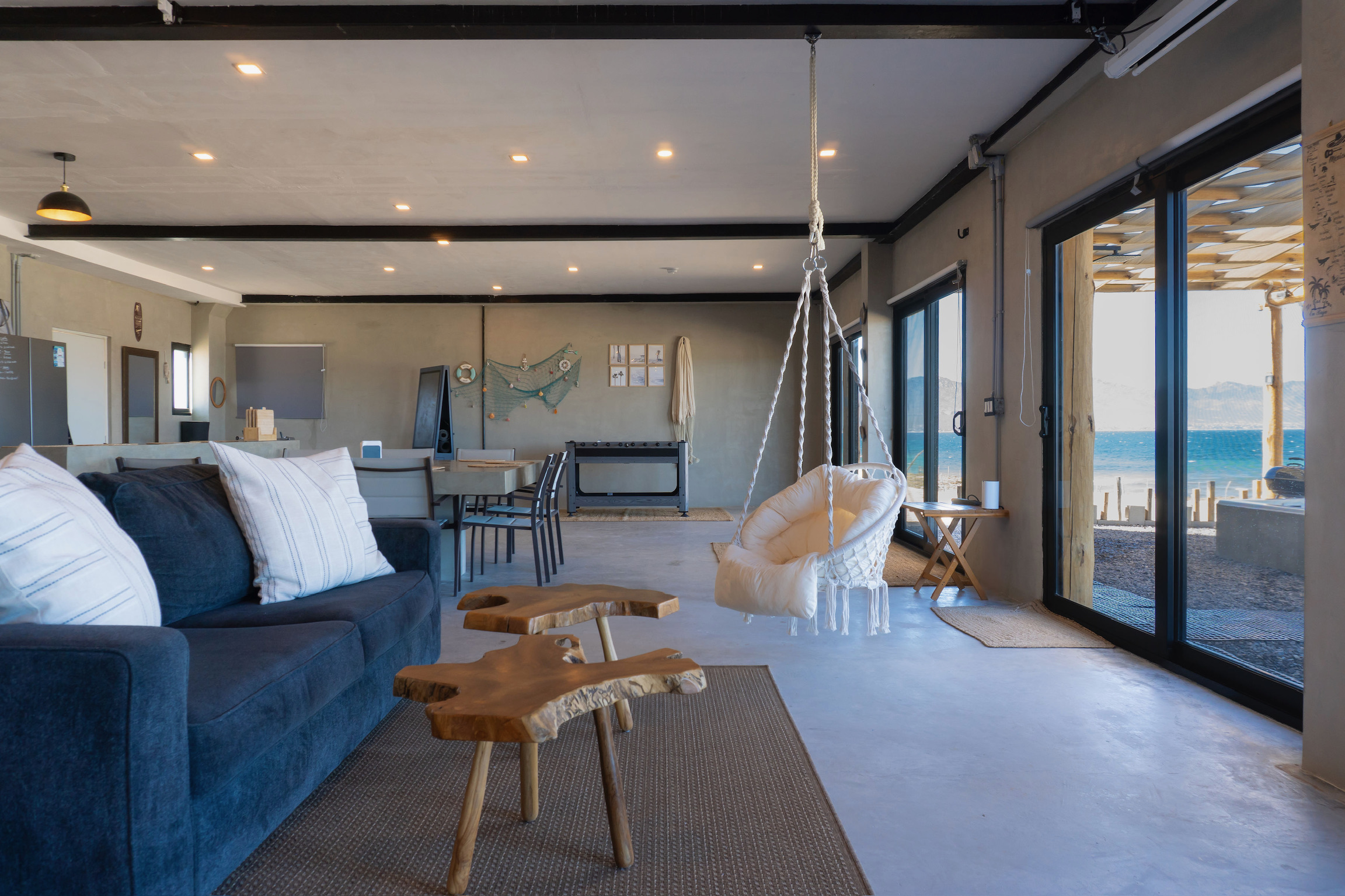 Grand Suite con sala abierta y vista al mar